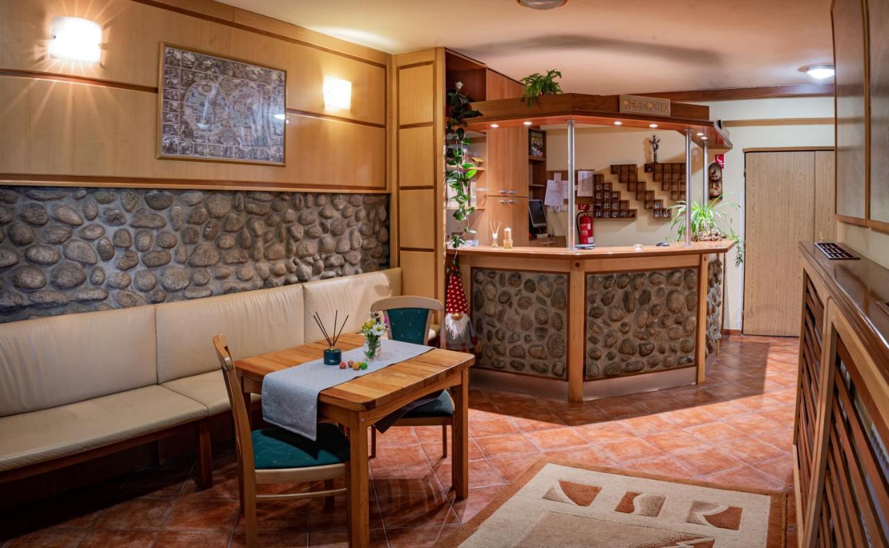Horsky Hotel Totem Jaraba Экстерьер фото